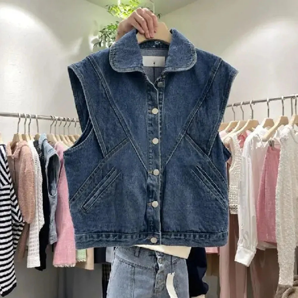 Women Denim Vest Chic Lapel Casual Button Sleeveless Jean Coat Female Solid Color Temperament Tank Top Vintage Fashion Waistcoat 240617