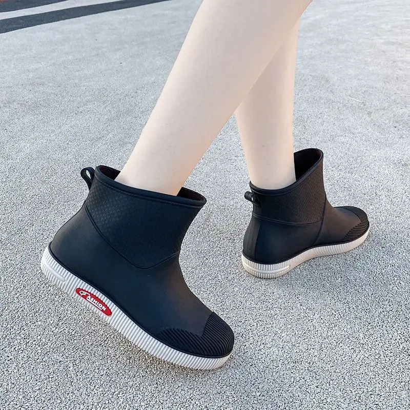 rain boots for women outdoor fashionable rain boots winter cotton warm outdoor non-slip waterproof rubber shoes for w 240618