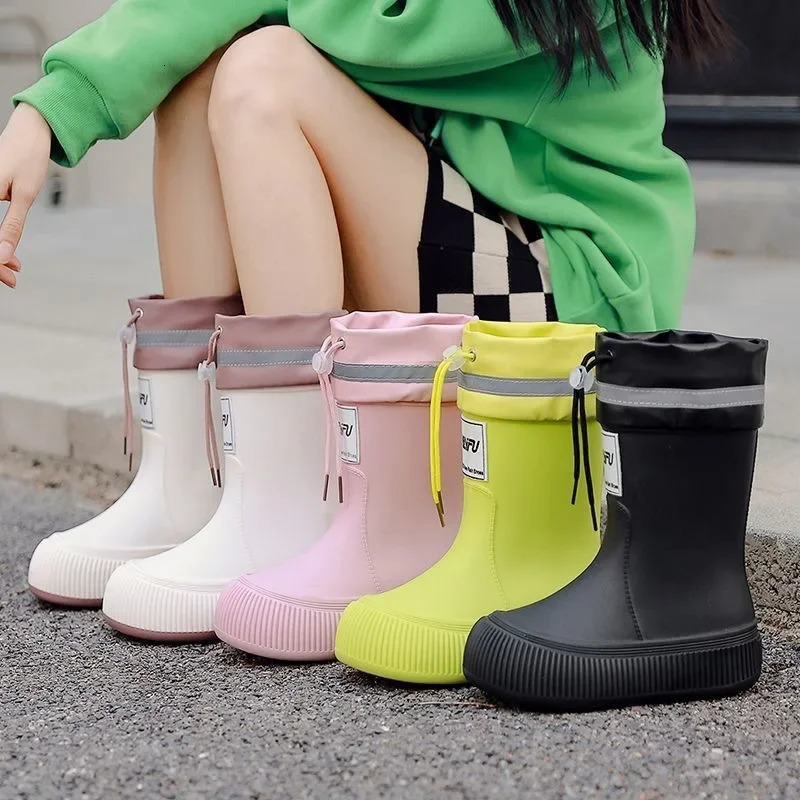 Outdoor Non-slip rain Parent-child Fashion Waterproof Rain Boots Men and Women Special for School on Rainy Days 2