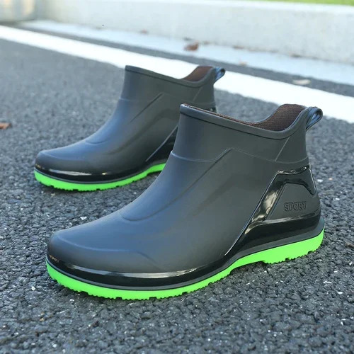 Mens Short Waterproof and Anti Slip Casual Rain Boots Flat Bottomed Kitchen Rubber Shoes Rain Shoes Work Shoes 240618