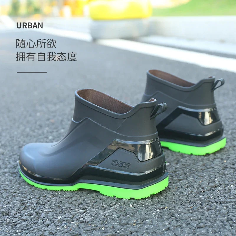 Mens Short Waterproof and Anti Slip Casual Rain Boots Flat Bottomed Kitchen Rubber Shoes Rain Shoes Work Shoes 240618
