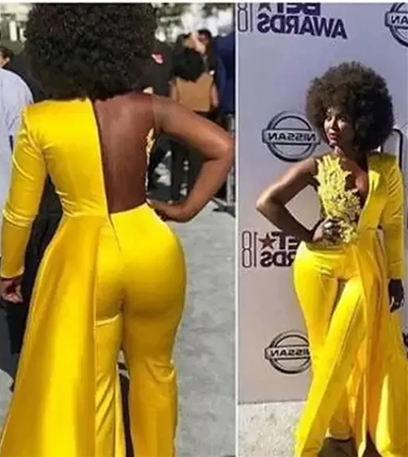 Modern 2024 Yellow Jumpsuits Prom Dresses Sexy Backless Lace Applqiue One Long Sleeve Chic Stunding Evening Gowns For Women