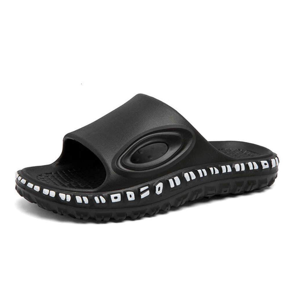 Wholesale Custom EVA Home Rubber Thick Bottom Bathroom Non-slip Slippers for Men