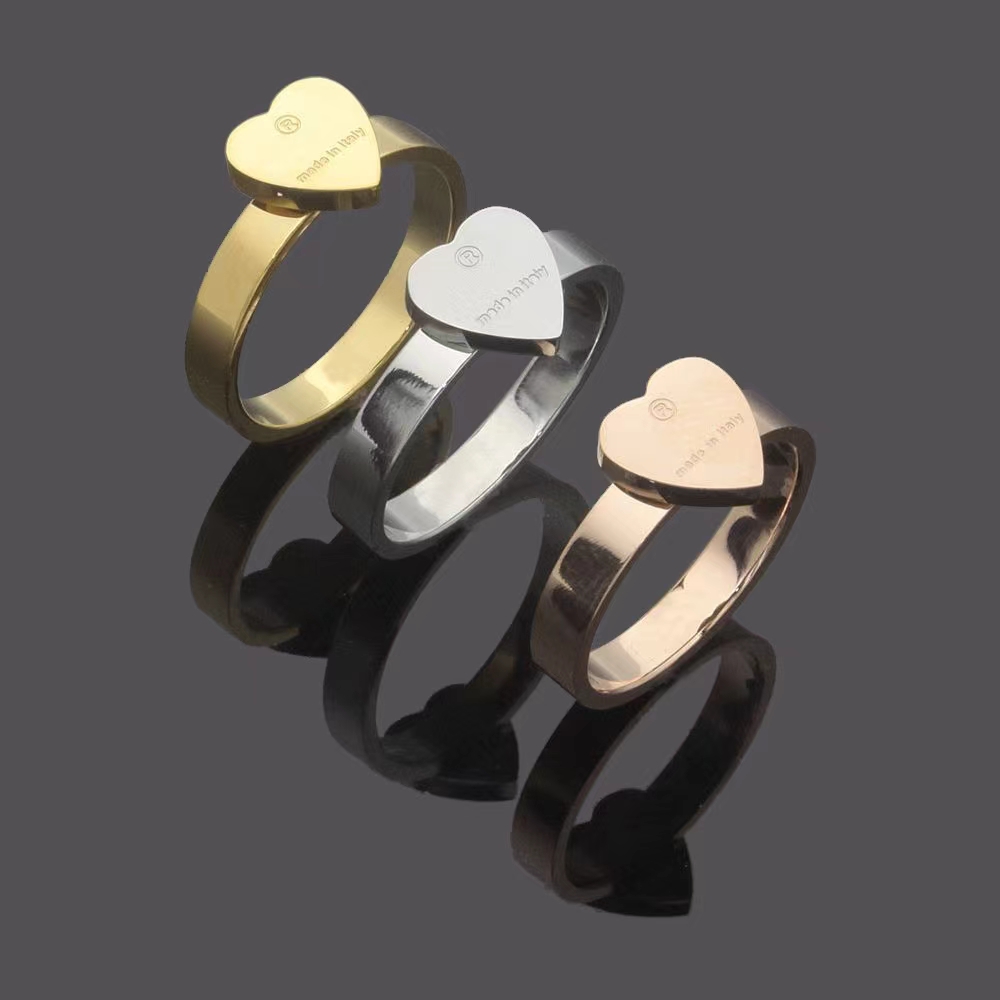 Designer Love Ring Heart Band Rings for Men and Women Luxury Fashion Jewelry Unisex Ring Gold Silver Rose Ring Wedding Party Gift
