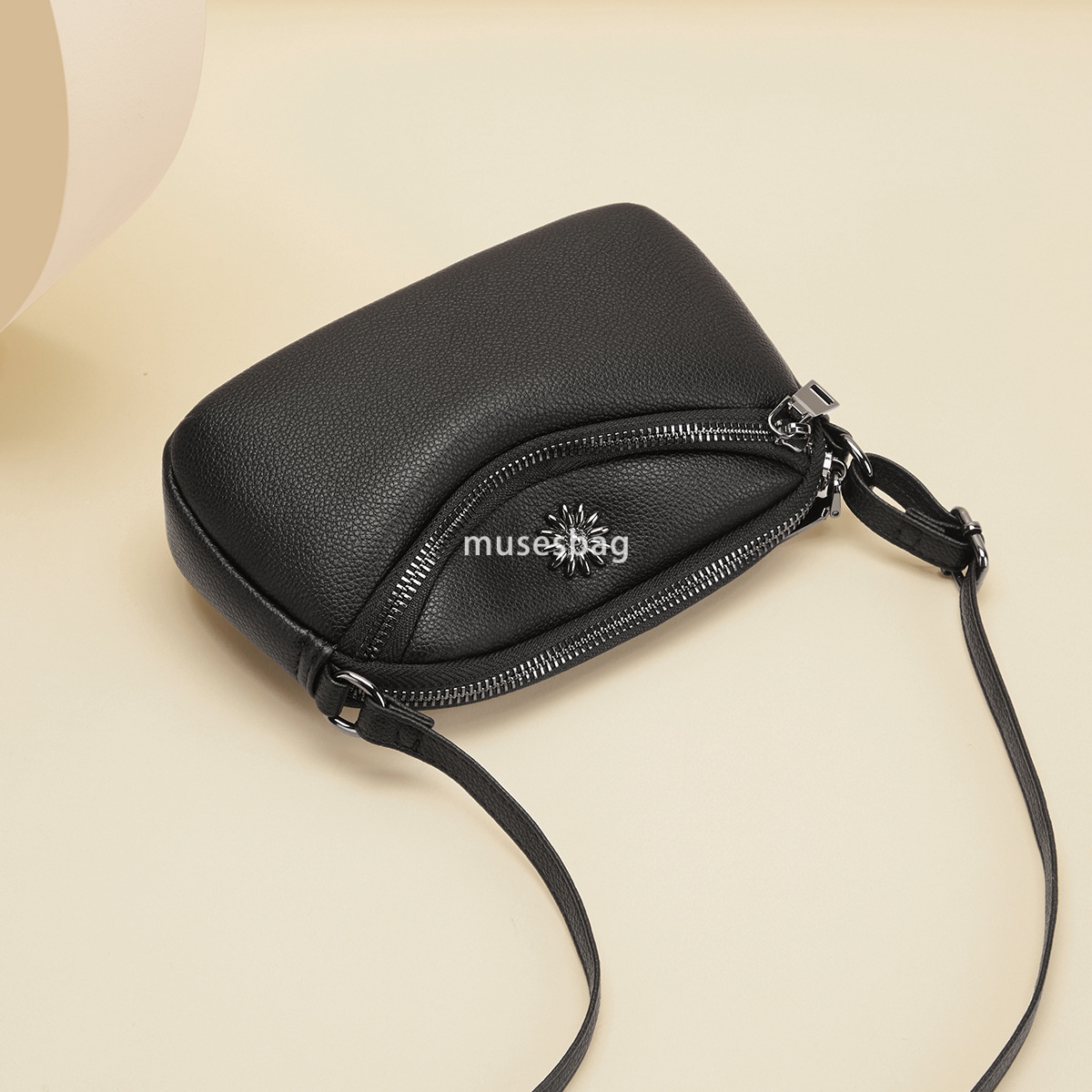 Street Trend European and American Retro Bag New Women's Bag Daily Casual Shoulder Bag Women's Crossbody Bag Fashion Versatile Mobile Bag