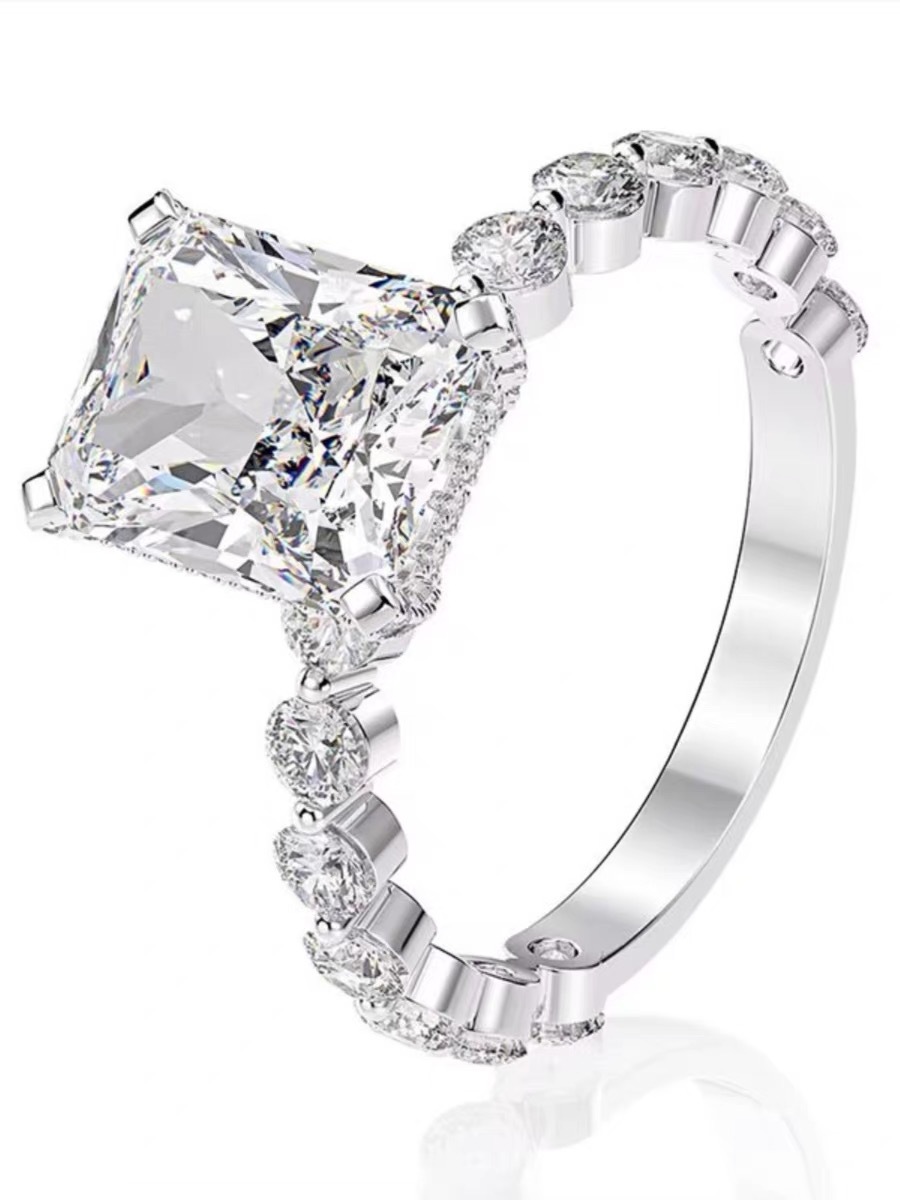 Elegant Ins Top Sell Wedding Rings Luxury Jewelry 925 Sterling Silver Princess Cut White Designer Topaz CZ Diamond Party Eternity Women Bridal Ring Fo