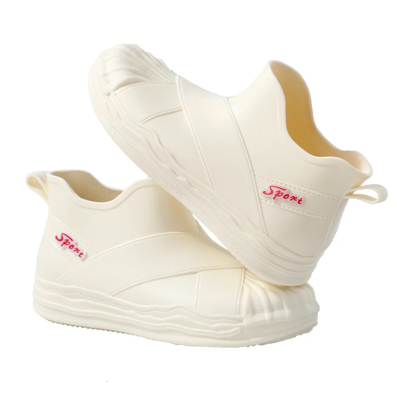 Short Fashion Rainshoes Womens Anti slip Summer Adult Thick Sole Durable Rubber Shoes Outdoor Waterproof Shoes on Rain 240618