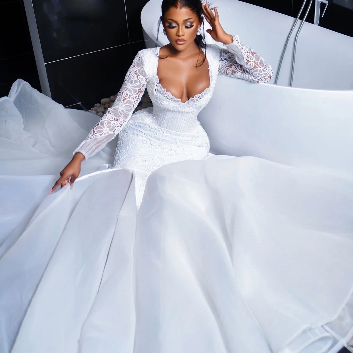 Mermaid Wedding Fashion Dresses For Women Sweetheart Neck Long Sleeves Bridal Gown Lace Sequins Sweep Train Dress Custom Made