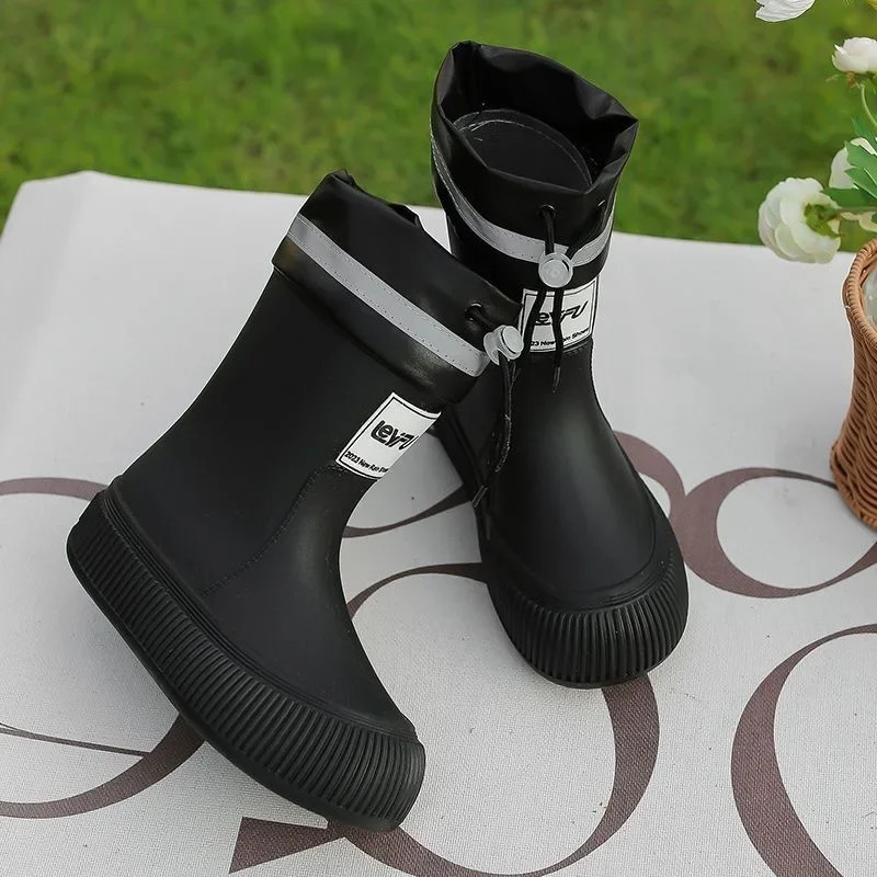 Outdoor Non-slip rain Parent-child Fashion Waterproof Rain Boots Men and Women Special for School on Rainy Days 2