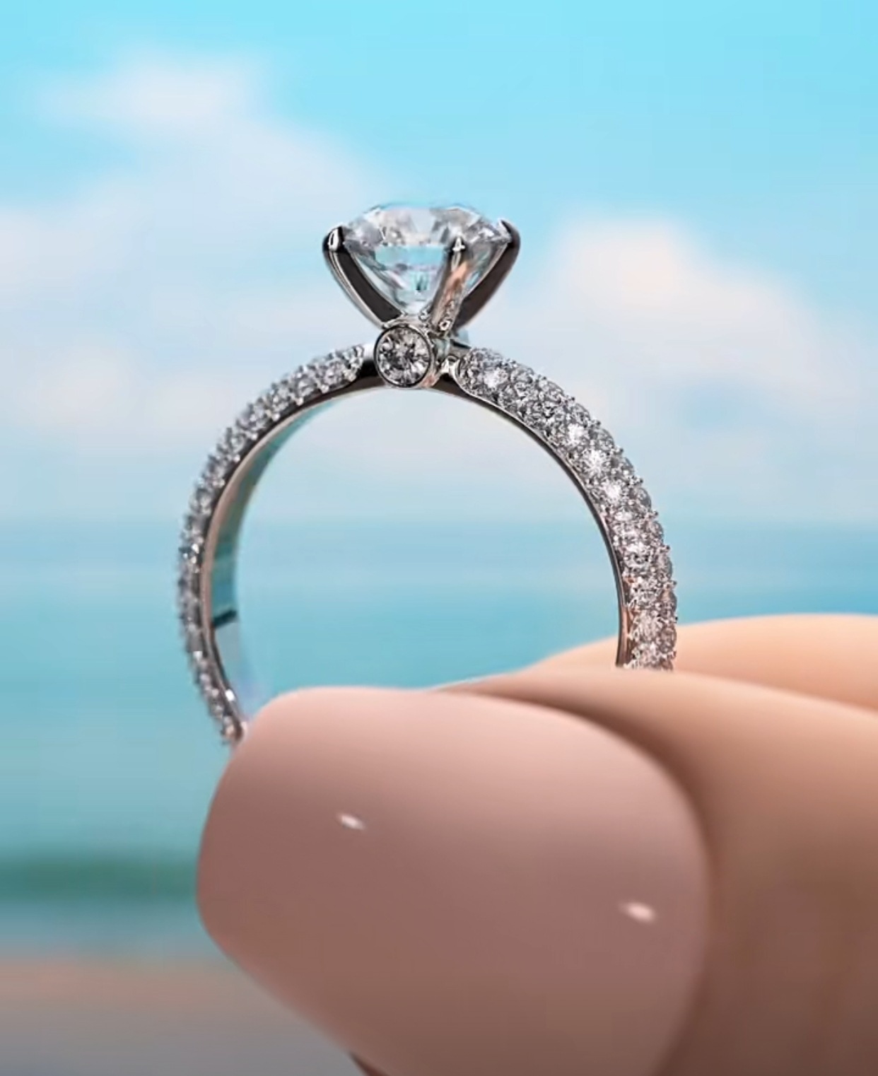 Size 5-10: 4-Prong Sterg Sier Wedding Rings, Round Cut White Topaz Gemstones