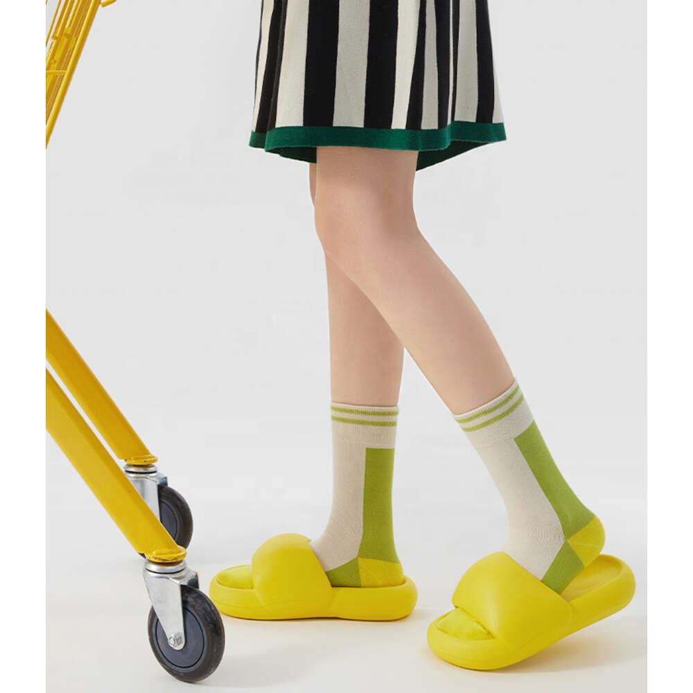 Unique EVA 3.5cm Thick Sole Extra Soft Comfort Cloud Summer Designer New Ladies Pillow Slippers Women