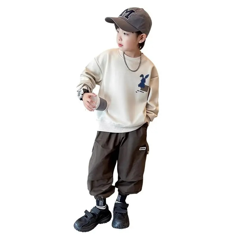 Boys Spring Autumn Fashion Cotton Sweatshirts Kids Rabbit Patchwork Element Sports Outfits Bottoming Shirts Children Clothes 240618