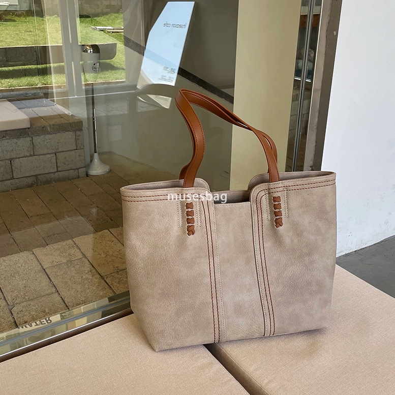 Designer Women's High Quality Classic Versatile Korean Fashion Simple Tote Bag Retro Large Capacity Commuting One Shoulder Handheld Large Bag