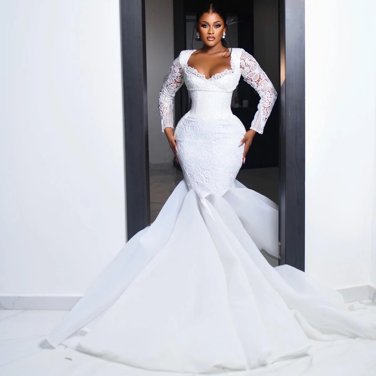 Mermaid Wedding Fashion Dresses For Women Sweetheart Neck Long Sleeves Bridal Gown Lace Sequins Sweep Train Dress Custom Made