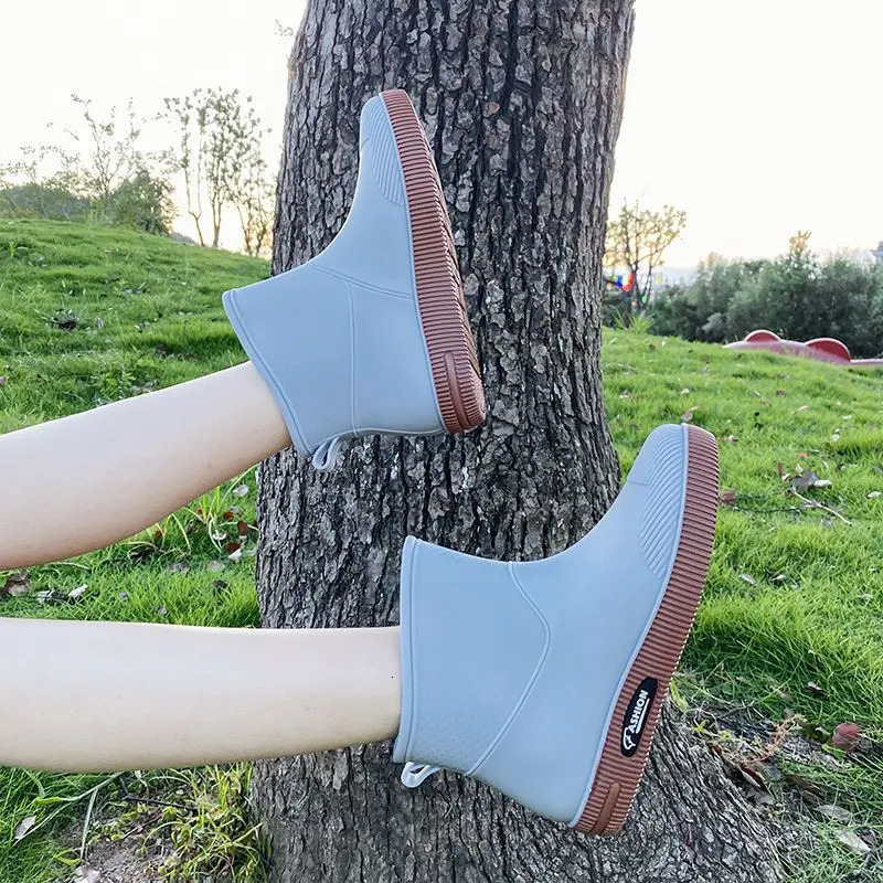 rain boots for women outdoor fashionable rain boots winter cotton warm outdoor non-slip waterproof rubber shoes for w 240618