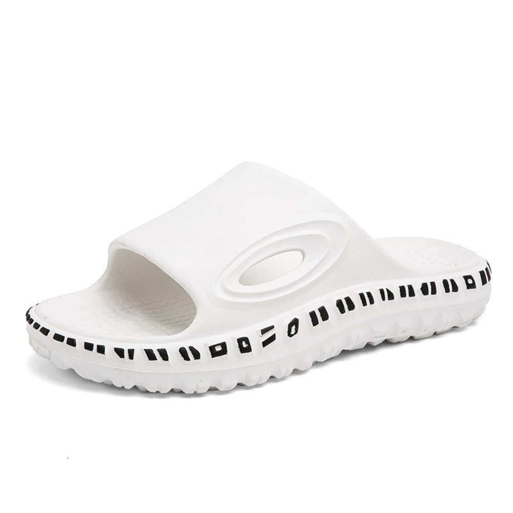 Wholesale Custom EVA Home Rubber Thick Bottom Bathroom Non-slip Slippers for Men
