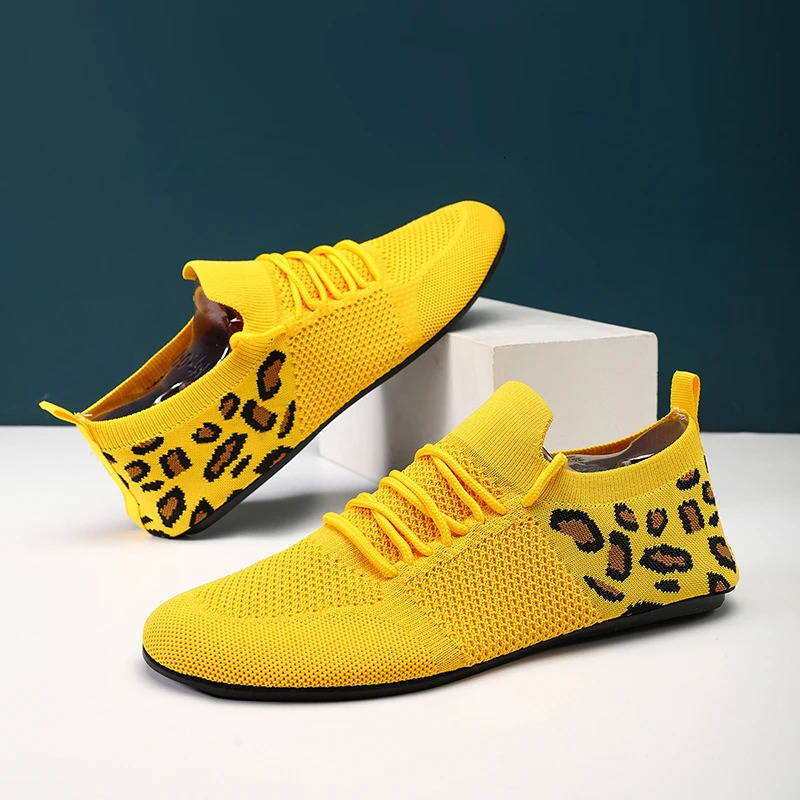 YRZL Mens Canvas Loafers Soft Driving Moccasins High Quality Flats Male Walking Shoes Breathable Mesh Casual Loafers Mens Shoes 240618