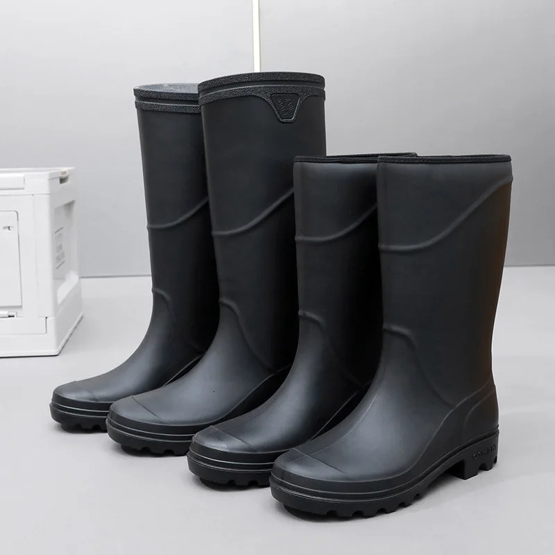 Mens Tall Rain Boots Fashion Work Waterproof Protective Solid Color Rain Boots Men Outdoor Work Rubber Boots Platform Boot 240618