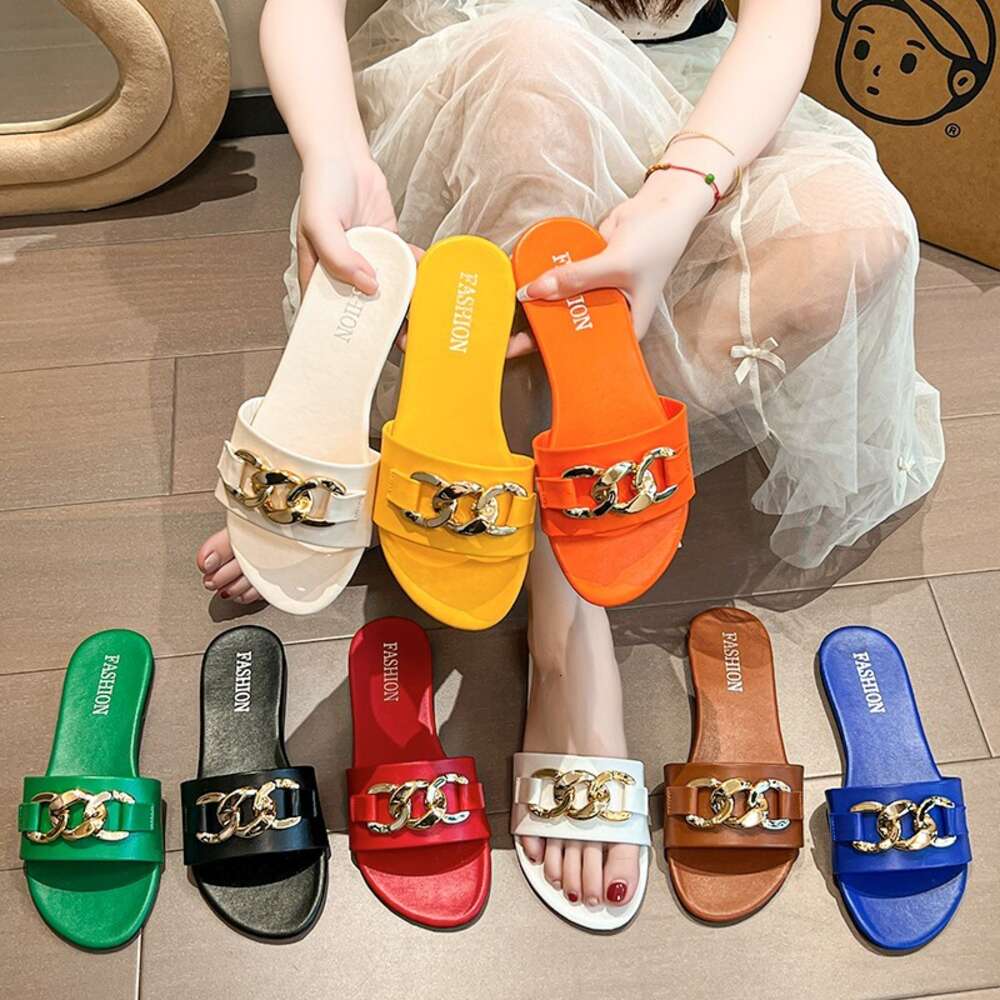 2025 New Fashion Buckle Large Size Flat Non-slip Open Toe Slipper Slides Pvc Metal Chain Women Sandals