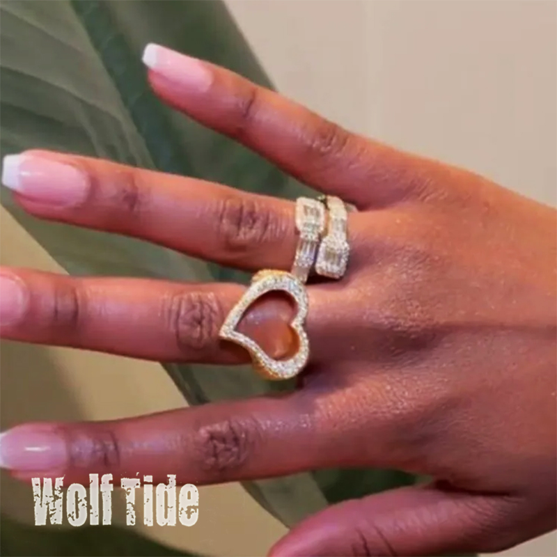 Vintage Hip Hop Hollow Heart Rings for Women Men Iced Out Finger Ring Fine Quality 18K Gold Bling CZ Cubic Zirconia Wolf Tide Punk Rock Rapper Jewelry