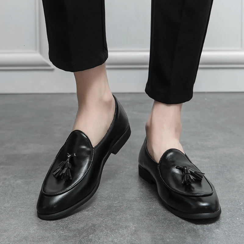 Tassel Loafers: Genuine Leather Mens Formal Slip-on Shoes hot for Office Wear