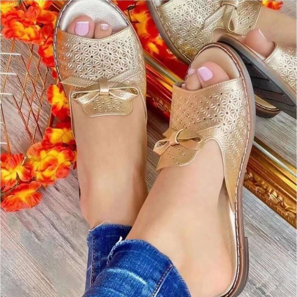 2023 Summer Big Size Ladies Leather Shoes Anti-slippery and Anti-slip Openwork Bow PVC PU Slippers with EVA Insole for Beach