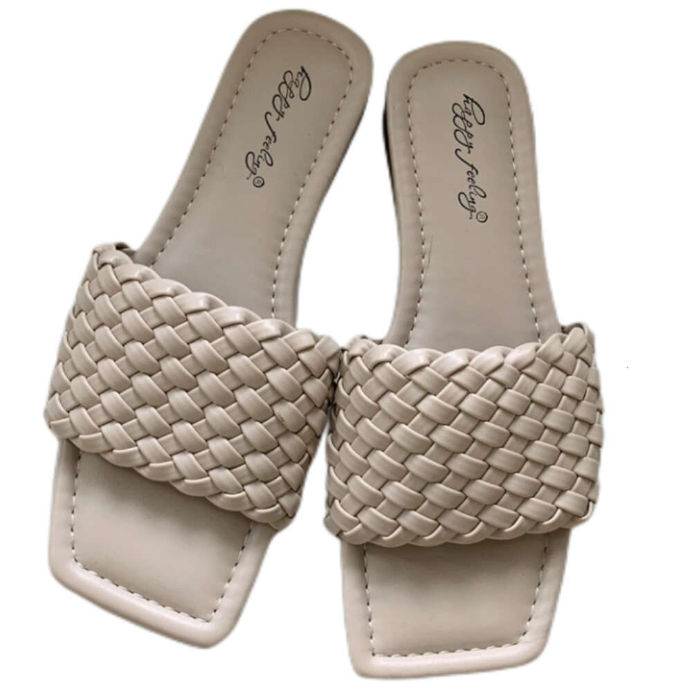 New Style designer sandals Transparent Slide Slippers Women designer shoes Fashion Summer Shoes Ladies Heeled Sandals Elegant slippers 41e