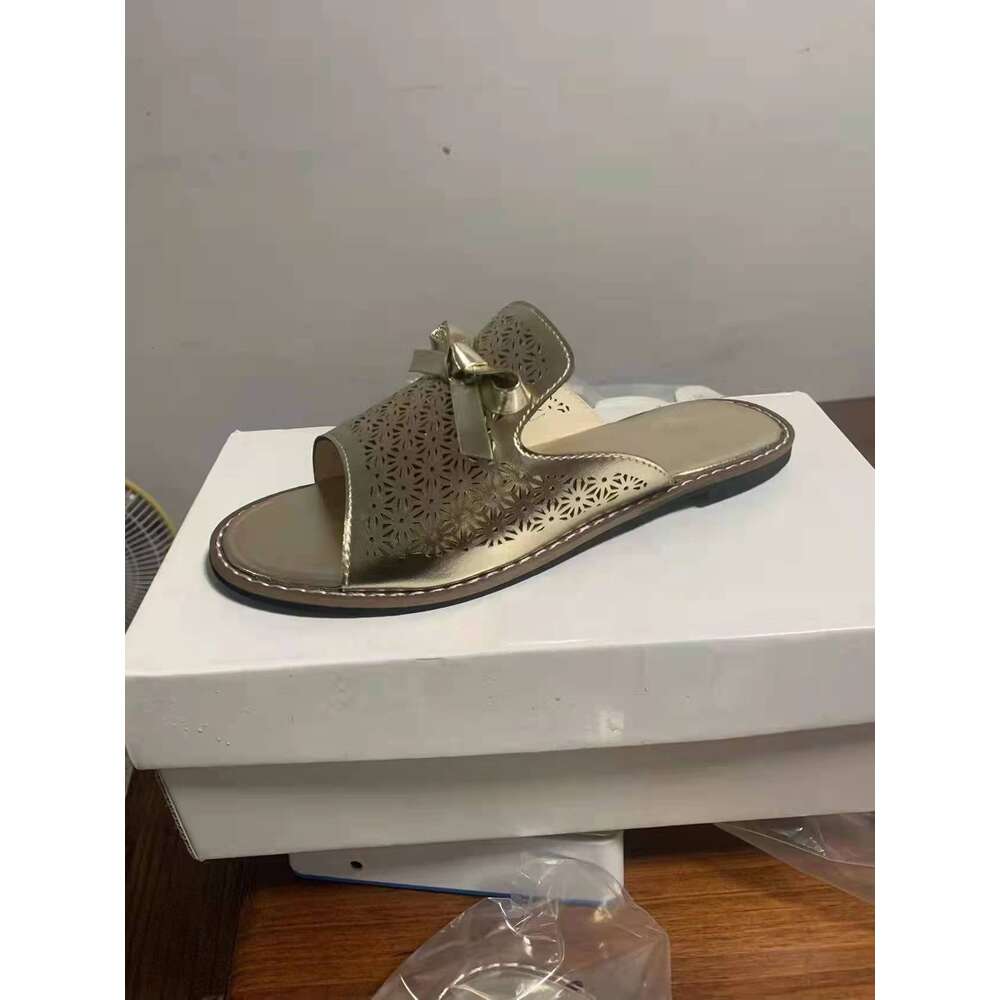 2023 Summer Big Size Ladies Leather Shoes Anti-slippery and Anti-slip Openwork Bow PVC PU Slippers with EVA Insole for Beach