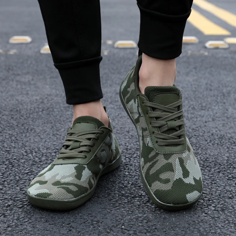 Wide barefoot sports shoes mens outdoor sports shoes mens minimalist shoes wide toe camouflage casual walking shoes running sports tennis shoes 240617