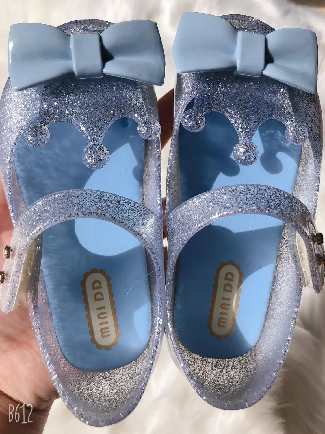 Color High Quality Kids Girls MINI DD Retro shoes Children Sparkle Crown Sandals Kids Baby Candy shoes Jelly shoes SH19109 240618