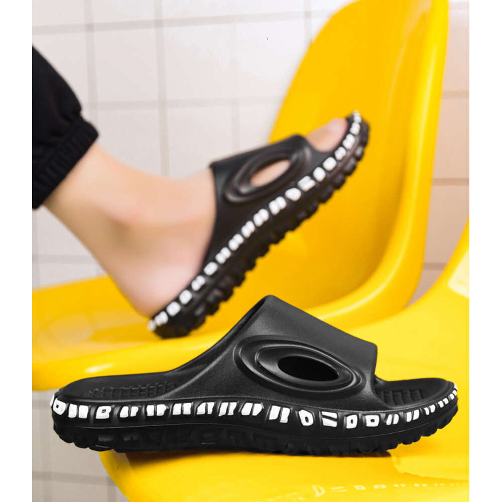 Wholesale Custom EVA Home Rubber Thick Bottom Bathroom Non-slip Slippers for Men