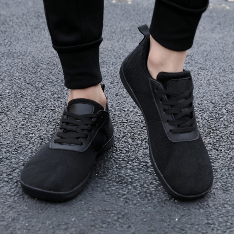 Wide barefoot sports shoes mens outdoor sports shoes mens minimalist shoes wide toe camouflage casual walking shoes running sports tennis shoes 240617