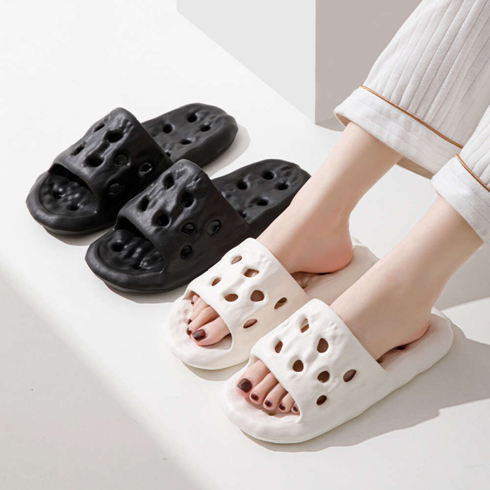 Funny Home Summer Girl's Cute Non Slip Flat Leaky Open Toe Sandals Comfortable Washroom Thick Bottom Slippers