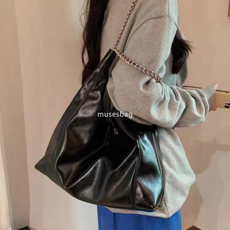 Designer Women's High Quality Retro Multi functional Soft Large Capacity Tote Bag Trendy and Advanced Single Shoulder Large Bag Underarm Bag Chai
