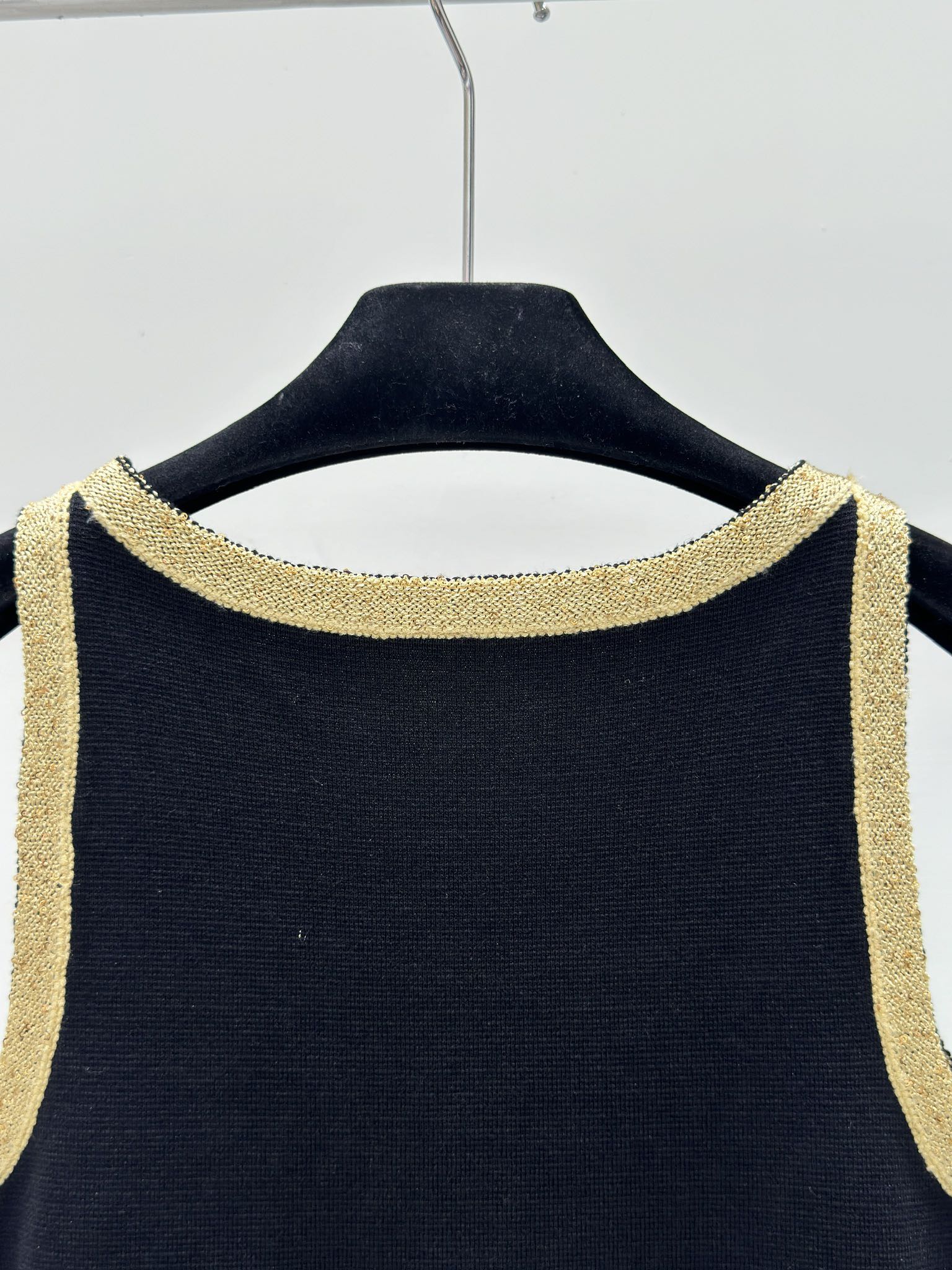 615 2024 Runway Summer Brand Same Style Sweater Sleeveless White Black Fashion Clothes High Quality Womens