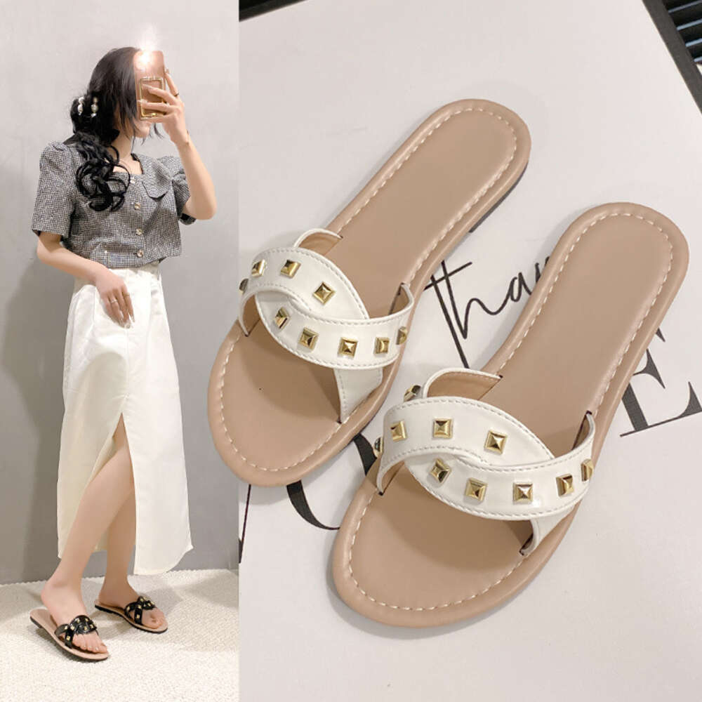 New Large Summer Women S Fashion Pearl Rivet Cross Flat Bottom Slippers Ddmysaturn