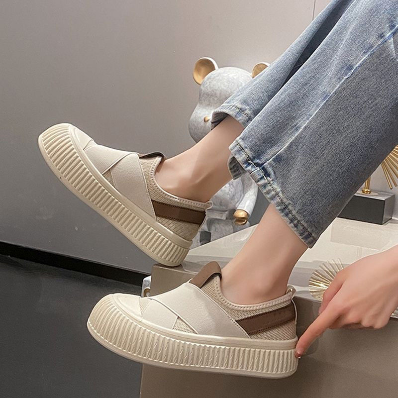 Designer Shoes In Black And White Casual Shoes Low Flat Sneakers Mesh Surface Platform Women Black White Breathable Shoe