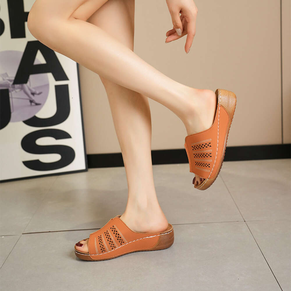 Oversized Slippers Summer Women S One Piece Breathable Fashionable Commuting Sandals Slope And Heel Ddmysaturn