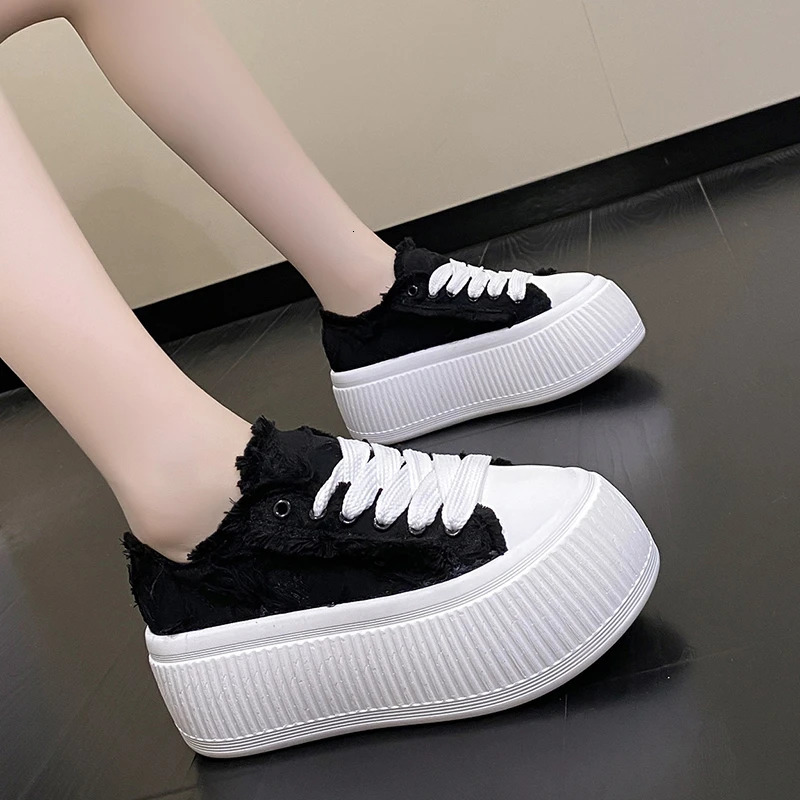 Fashion Comfortable Platform Sneakers for Women Black/White Lace Canvas Shoe 6Cm Thick Sole Increases Height Vulcanized Shoes 240619