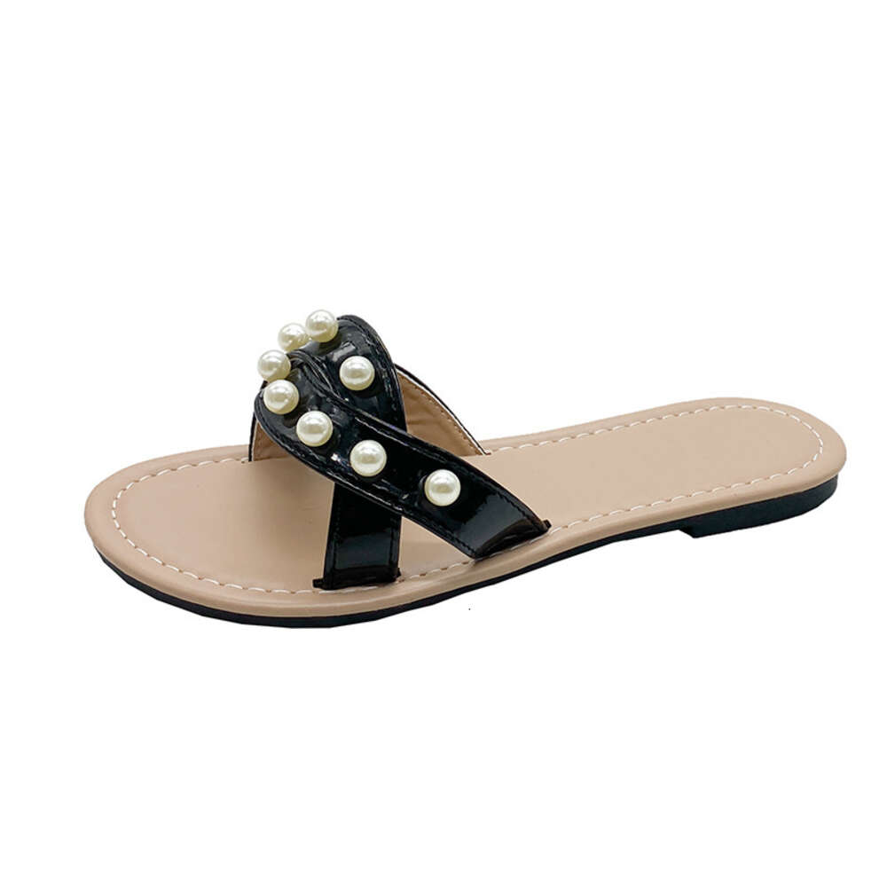 New Large Summer Women S Fashion Pearl Rivet Cross Flat Bottom Slippers Ddmysaturn