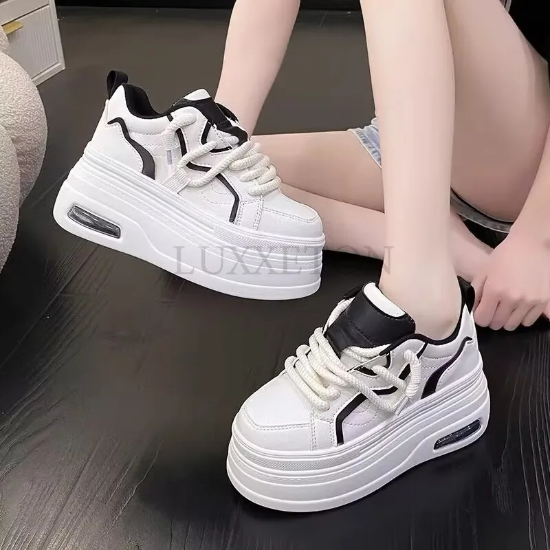 Matsu Sole Thick Sole Round Toe Dad Shoes Increase Height Comfort Softness Leisure Retro Trend Versatile Fashionable Board Shoes 240619