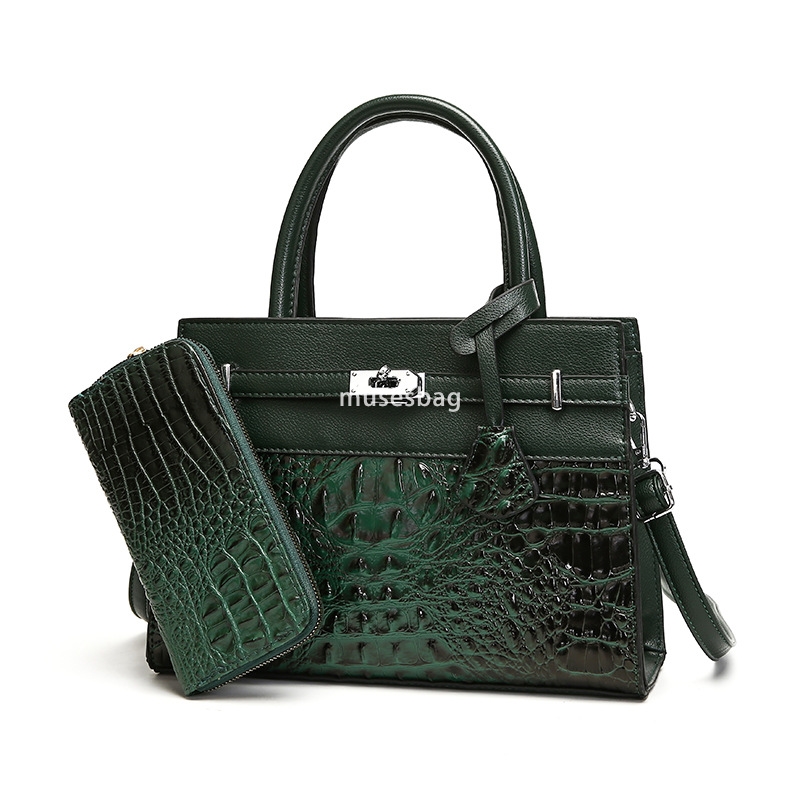 Designer Women High Quality European and American Classic Retro Multi functional Crocodile Pattern Trendy Fashion Large Capacity Versatile Simple Bag 