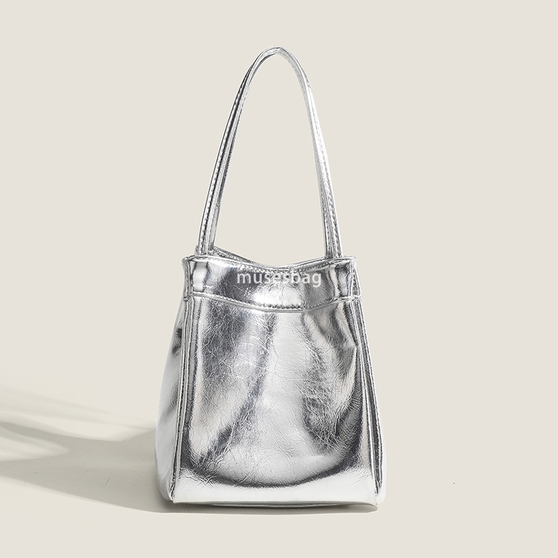 High quality niche design for spring and summer new lunch box bags handbags small square bags vegetable baskets women bags silver shiny leather bags