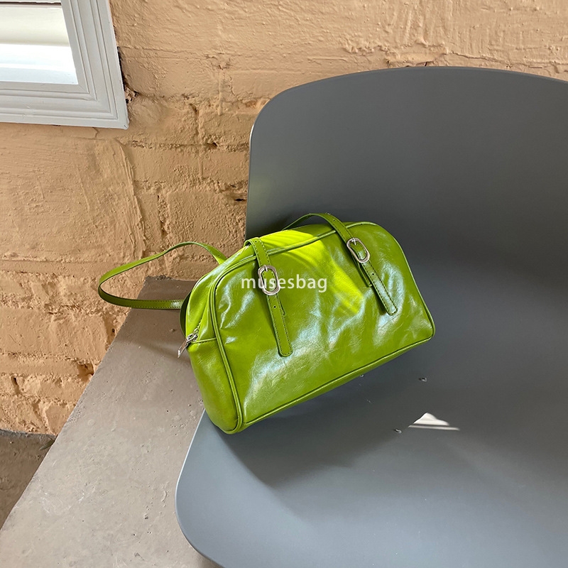 Fashion trend niche design single shoulder bag niche leisure underarm bag Korean Instagram bag new versatile commuting women's bag