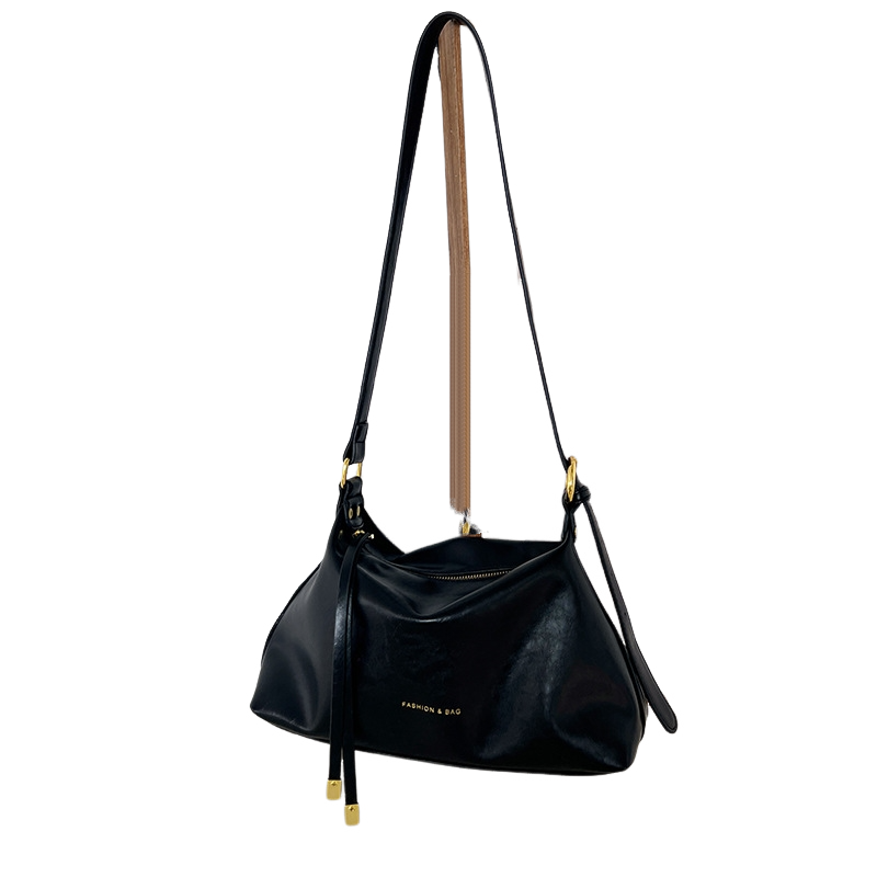 High end fashion trend daily matching soft leather tote bag new commuting texture bag female niche design soft one shoulder crossbody bag