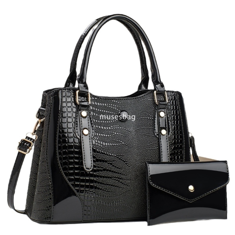 Designer Women High Quality Practical and Multi functional Advanced Mother and Child Bag Fashionable Contrast Color Casual Large Capacity Shoulder Bag
