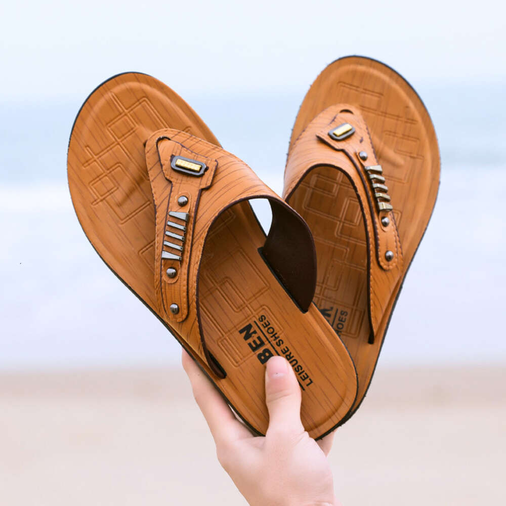 Fashionable Men S With Flops Flat Bottomed Shoes Lightweight And Soft Soled Men Flip For Beach Sports Ddmysaturn