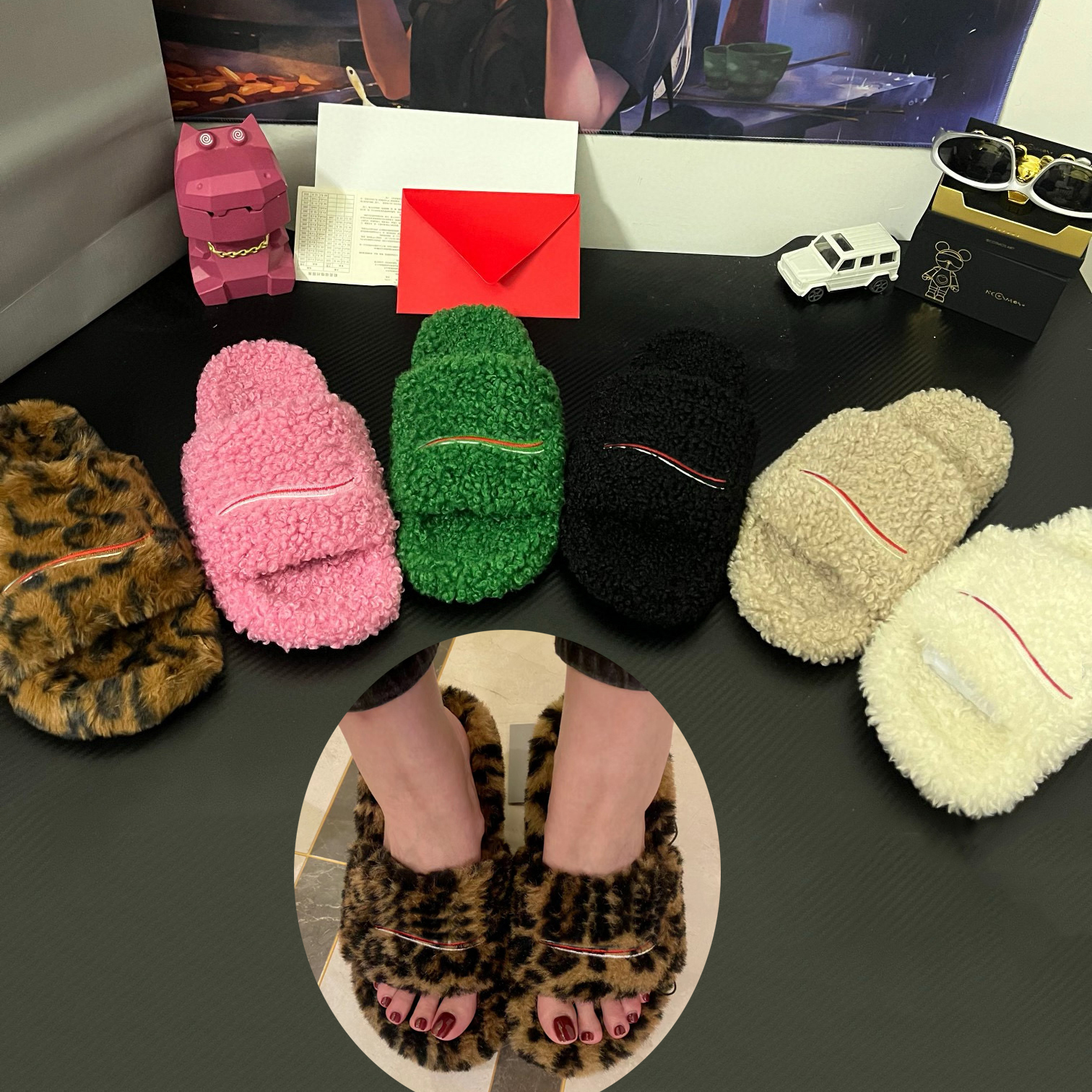 Fur Slides Furry Slippers Designer Mules Wintr Womn Mn Paris slipprs Ladis fashion Wool Fur Fluffy Warm Lttrs Sandals Comfortabl Fuzzy Girl Flip Flop Casual outdoors