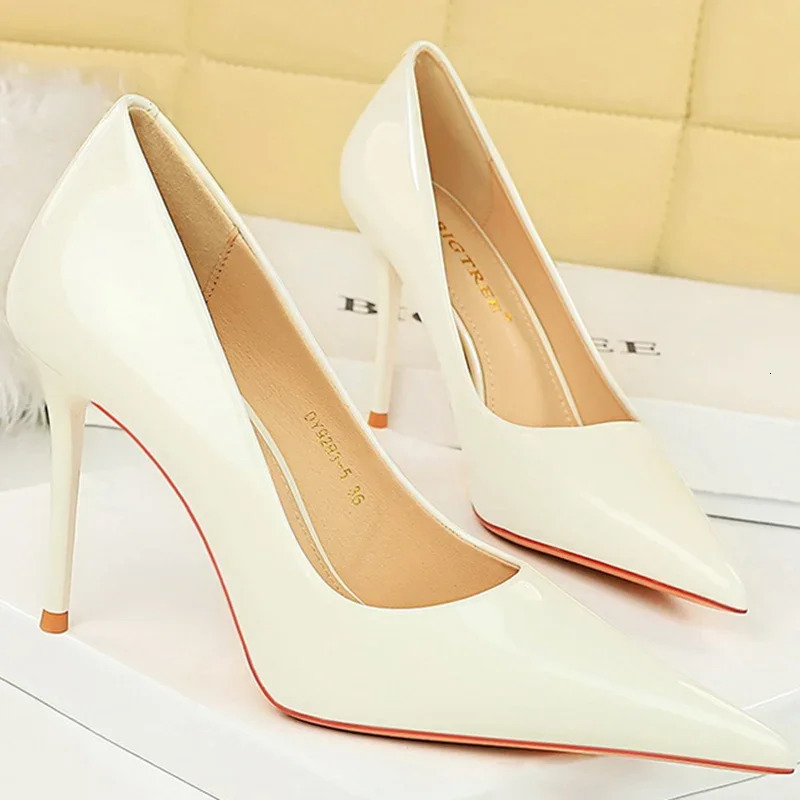 Women 9.5cm High Heels Pumps Wedding Bridal Classic Scarpins Stiletto Heels Lady Nude Royal Blue Glossy Leather Event Prom Shoes 240619