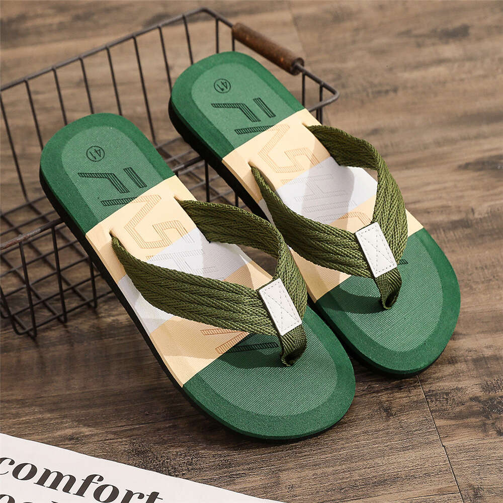 Colored New Fashion Herringbone For Men S Summer Trendy Outwear Beach Slippers Ddmysaturn